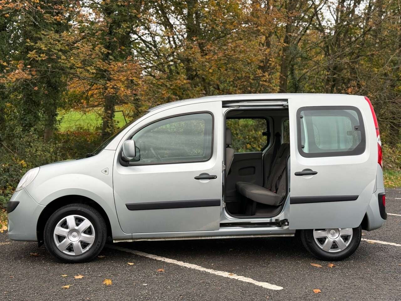 2010 RENAULT KANGOO 2010 RENAULT KANGOO