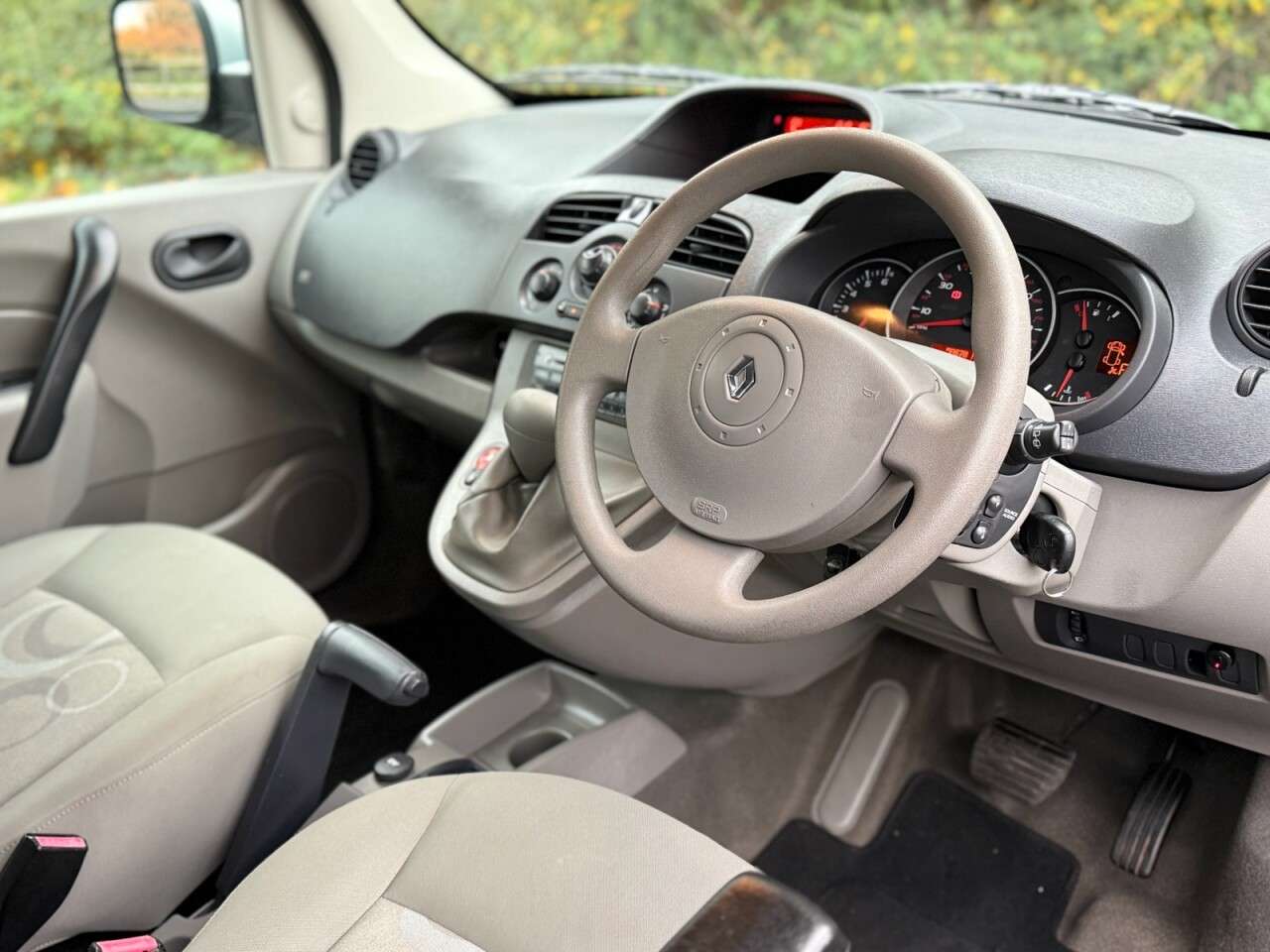 2010 RENAULT KANGOO 2010 RENAULT KANGOO