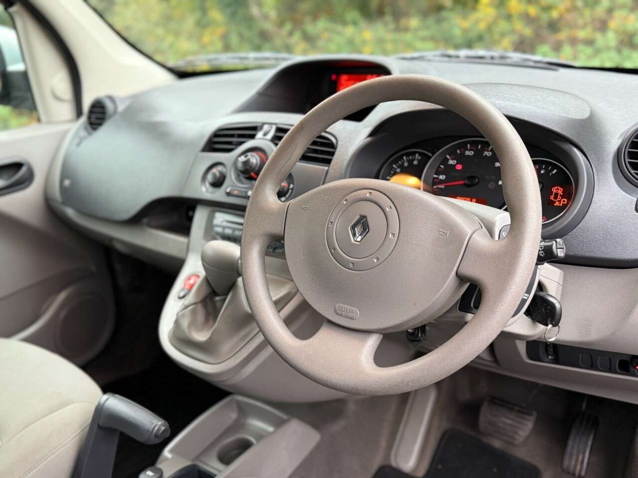 2010 RENAULT KANGOO 2010 RENAULT KANGOO