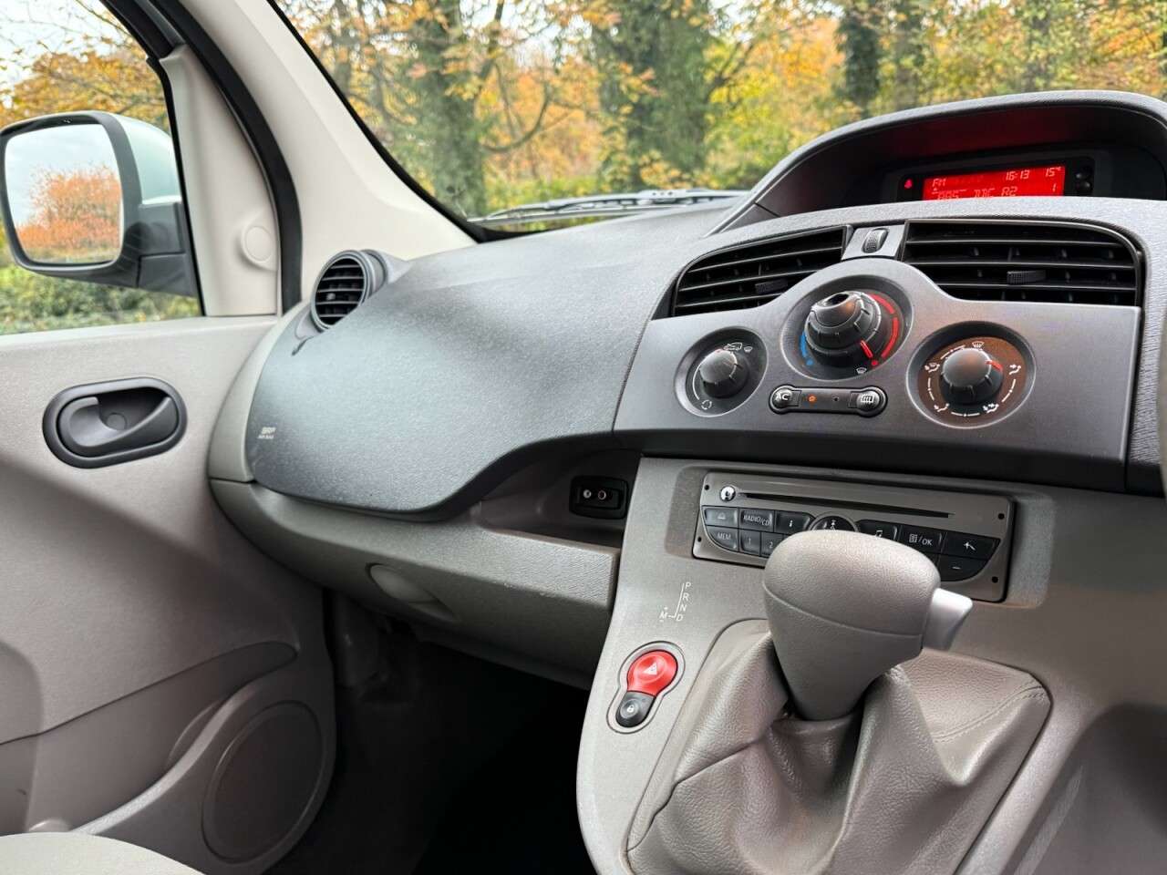 2010 RENAULT KANGOO 2010 RENAULT KANGOO