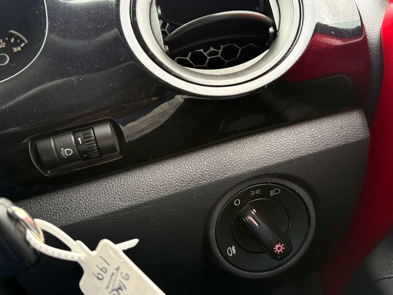 2012 VOLKSWAGEN UP! 2012 VOLKSWAGEN UP!