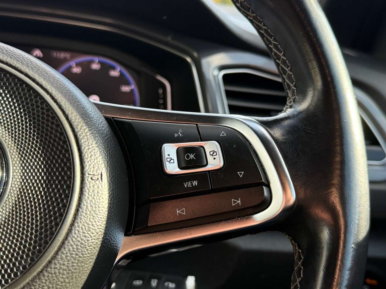 2020 VOLKSWAGEN T-ROC 2020 VOLKSWAGEN T-ROC