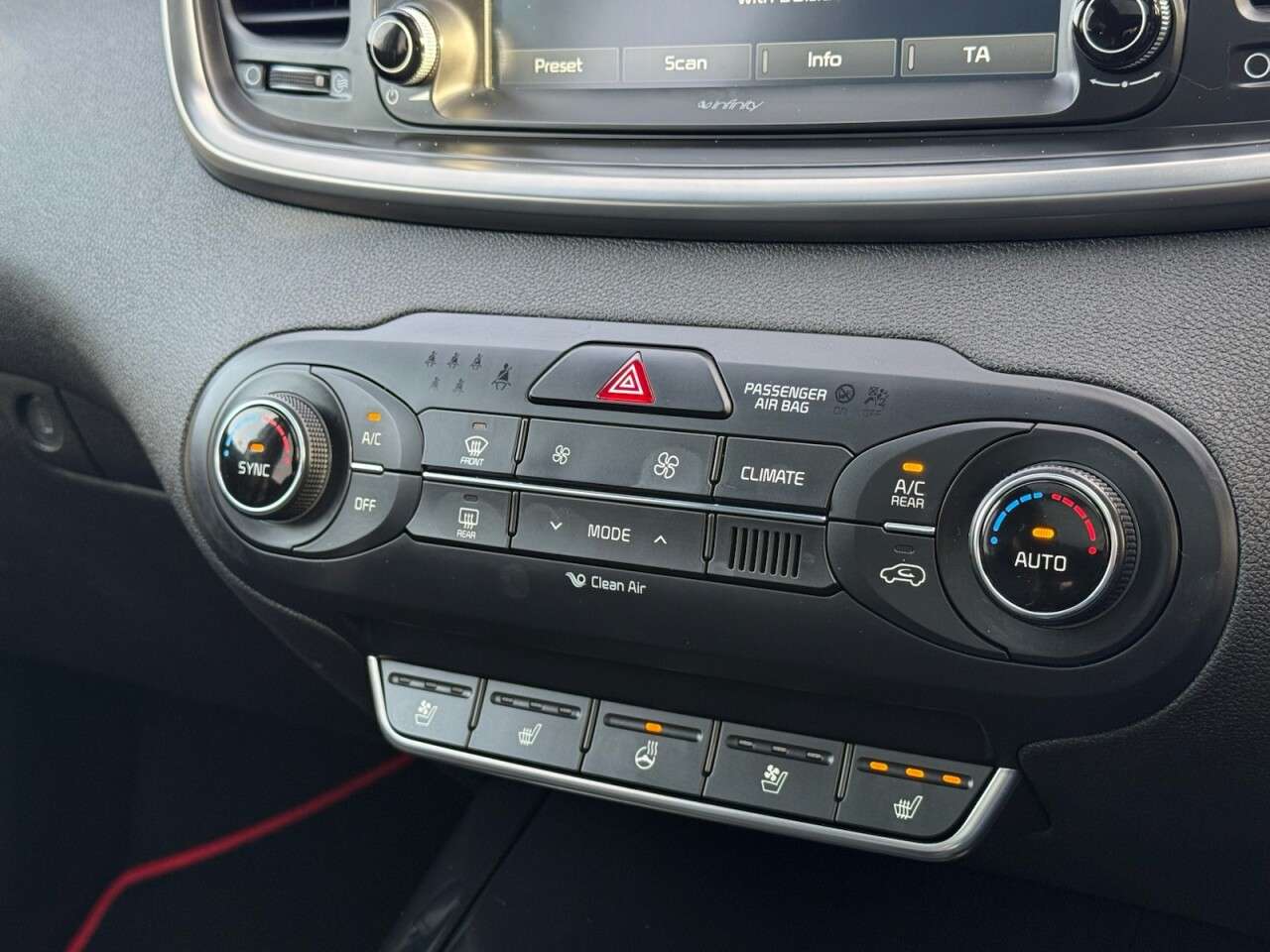 2016 KIA SORENTO 2016 KIA SORENTO