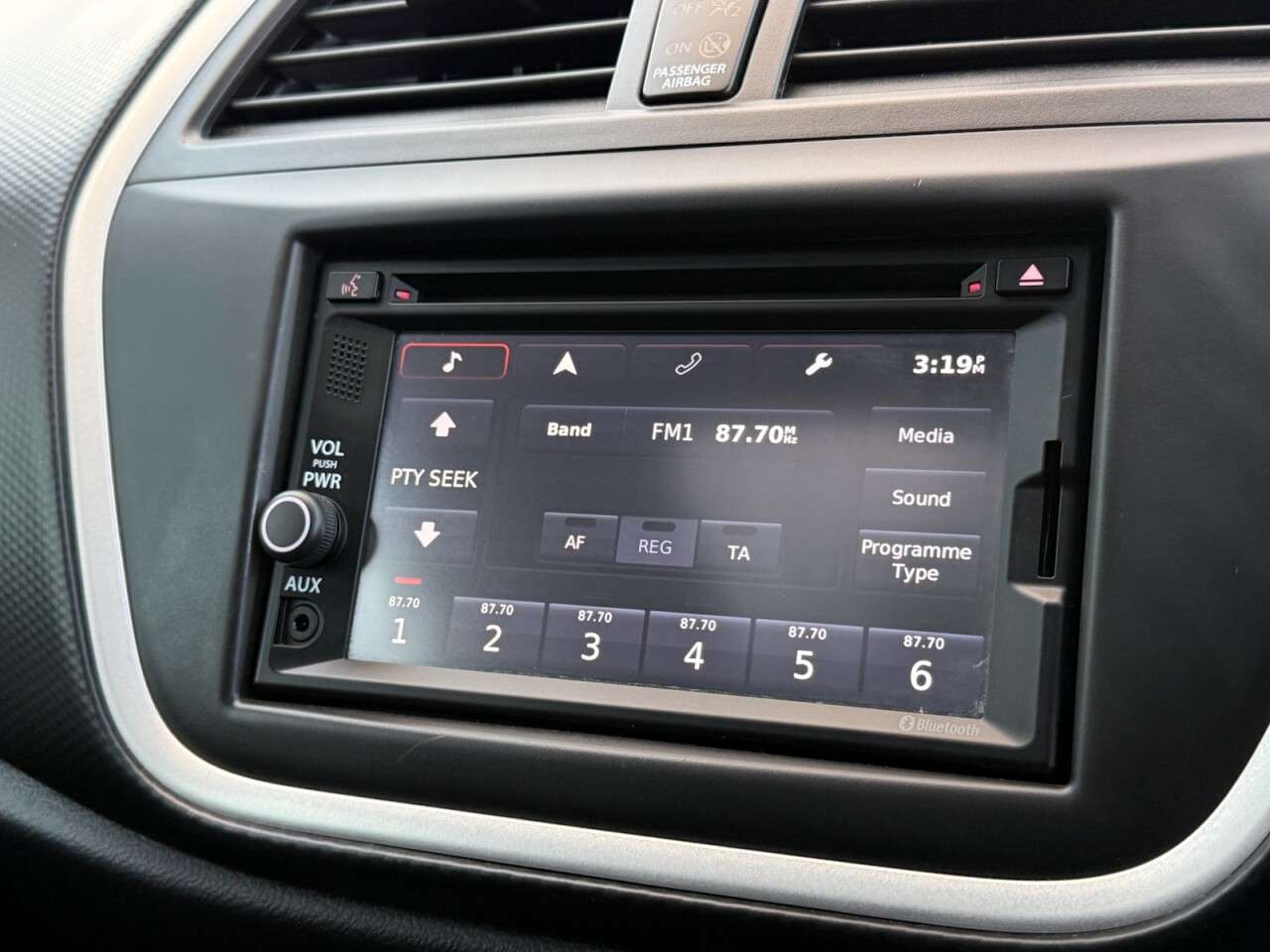 2015 SUZUKI SX4 S-CROSS 2015 SUZUKI SX4 S-CROSS