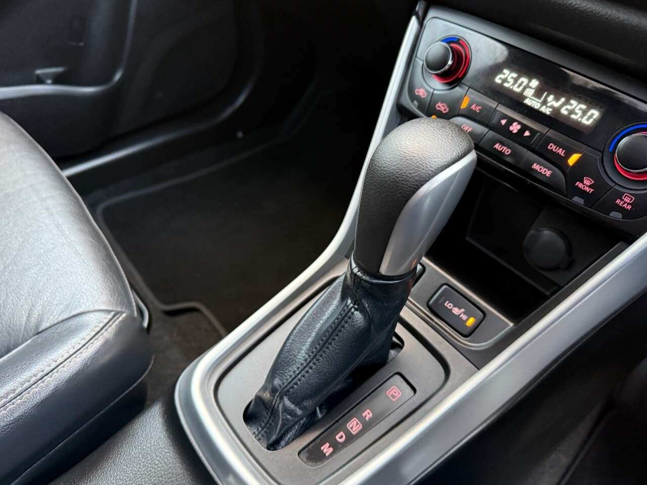 2015 SUZUKI SX4 S-CROSS 2015 SUZUKI SX4 S-CROSS