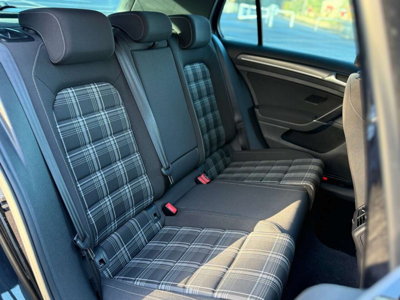 2017 VOLKSWAGEN GOLF 2017 VOLKSWAGEN GOLF