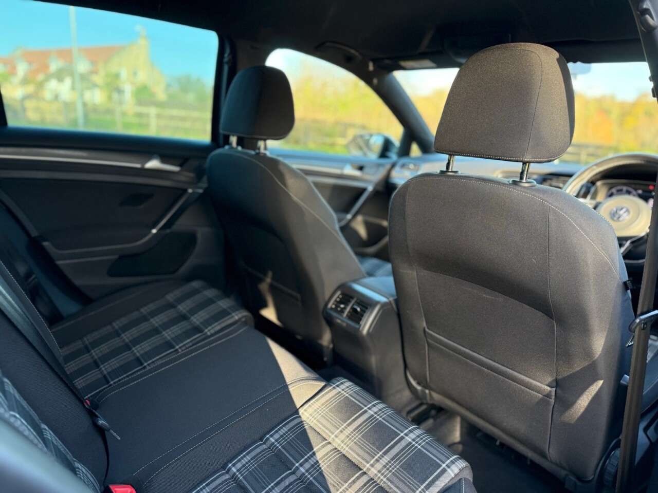 2017 VOLKSWAGEN GOLF 2017 VOLKSWAGEN GOLF