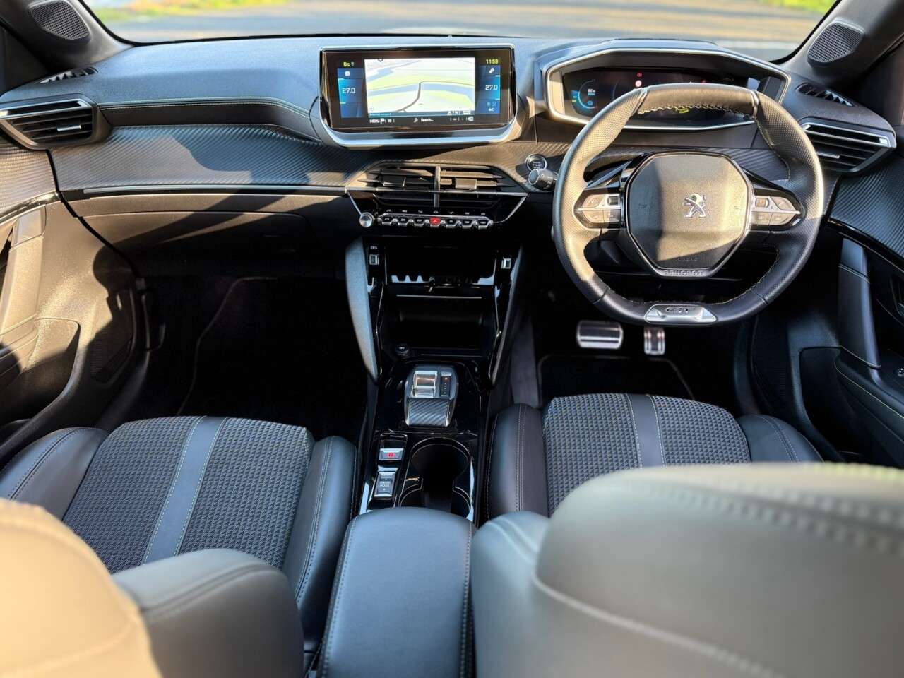 2023 PEUGEOT E-208 2023 PEUGEOT E-208