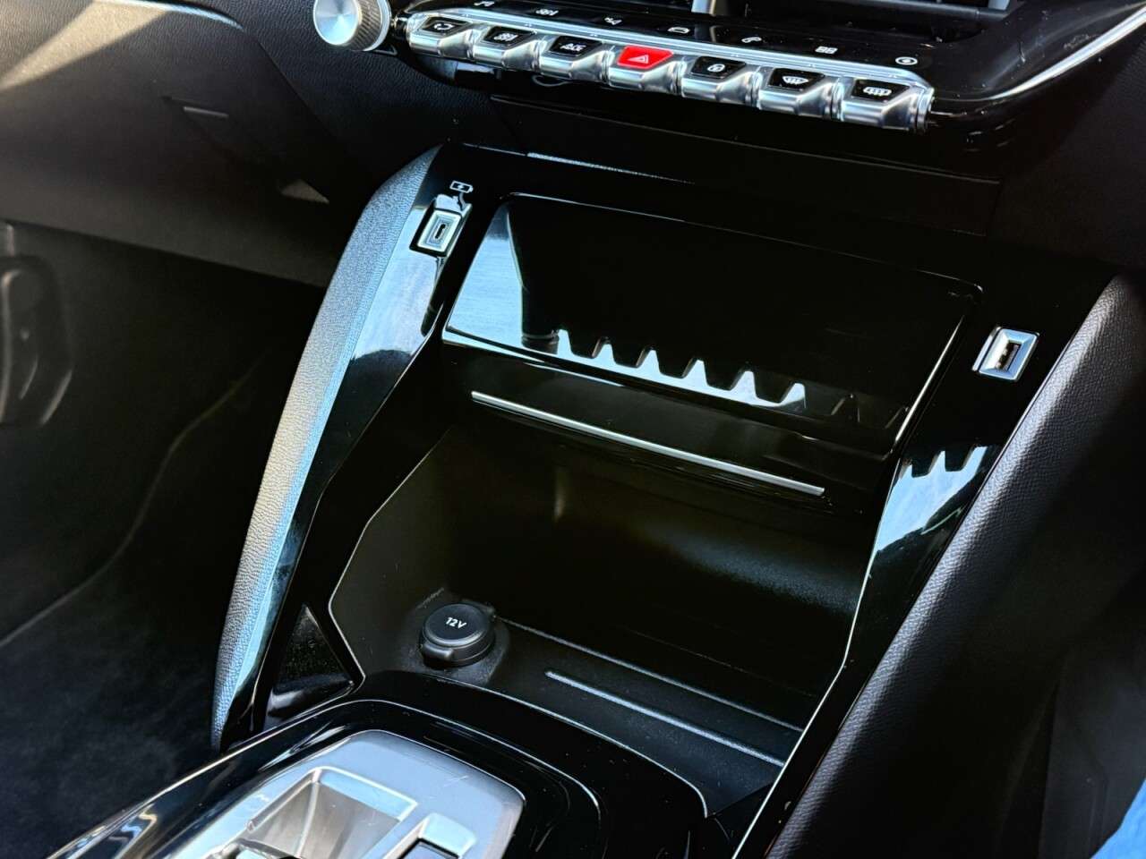 2023 PEUGEOT E-208 2023 PEUGEOT E-208