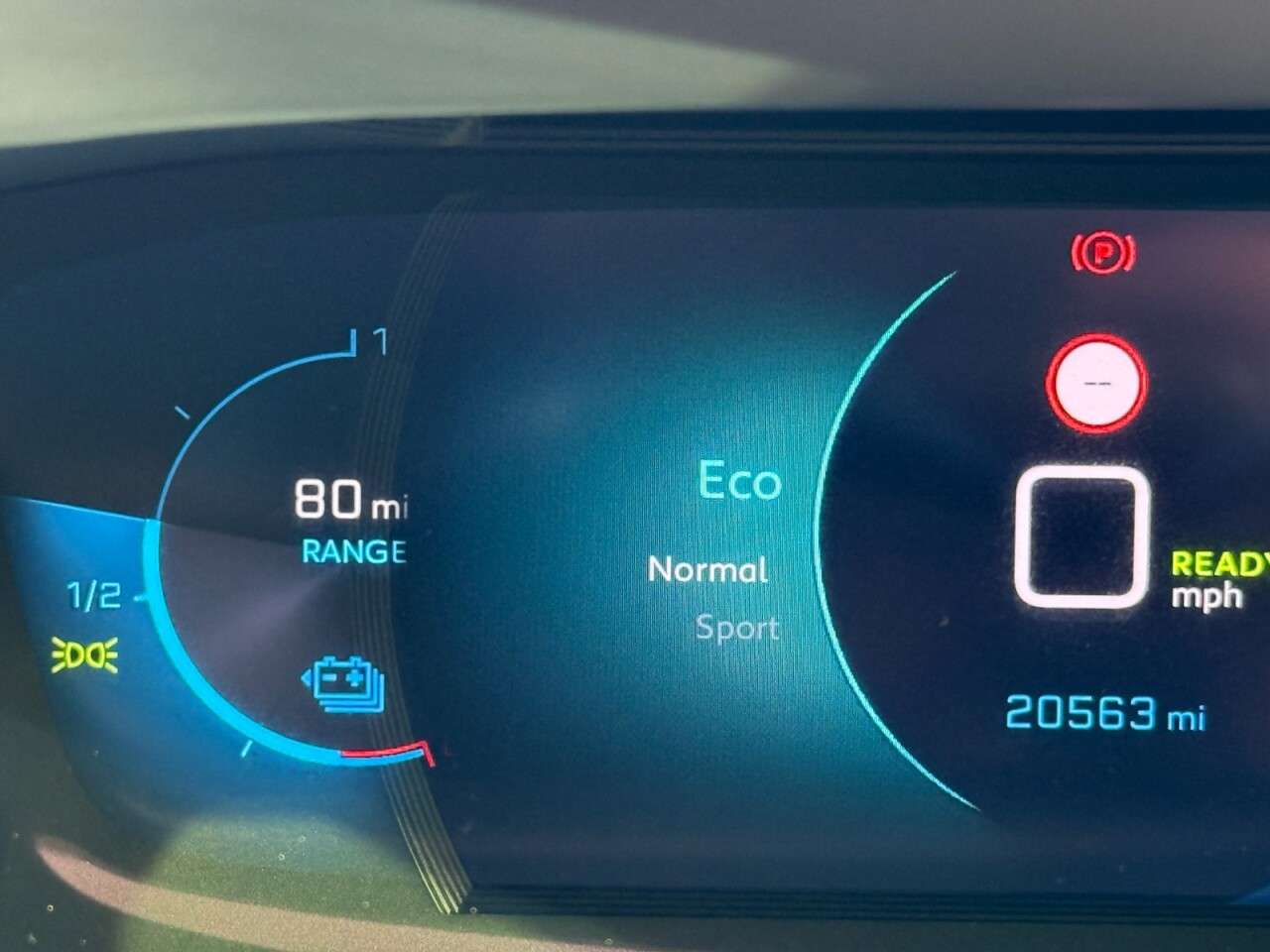 2023 PEUGEOT E-208 2023 PEUGEOT E-208