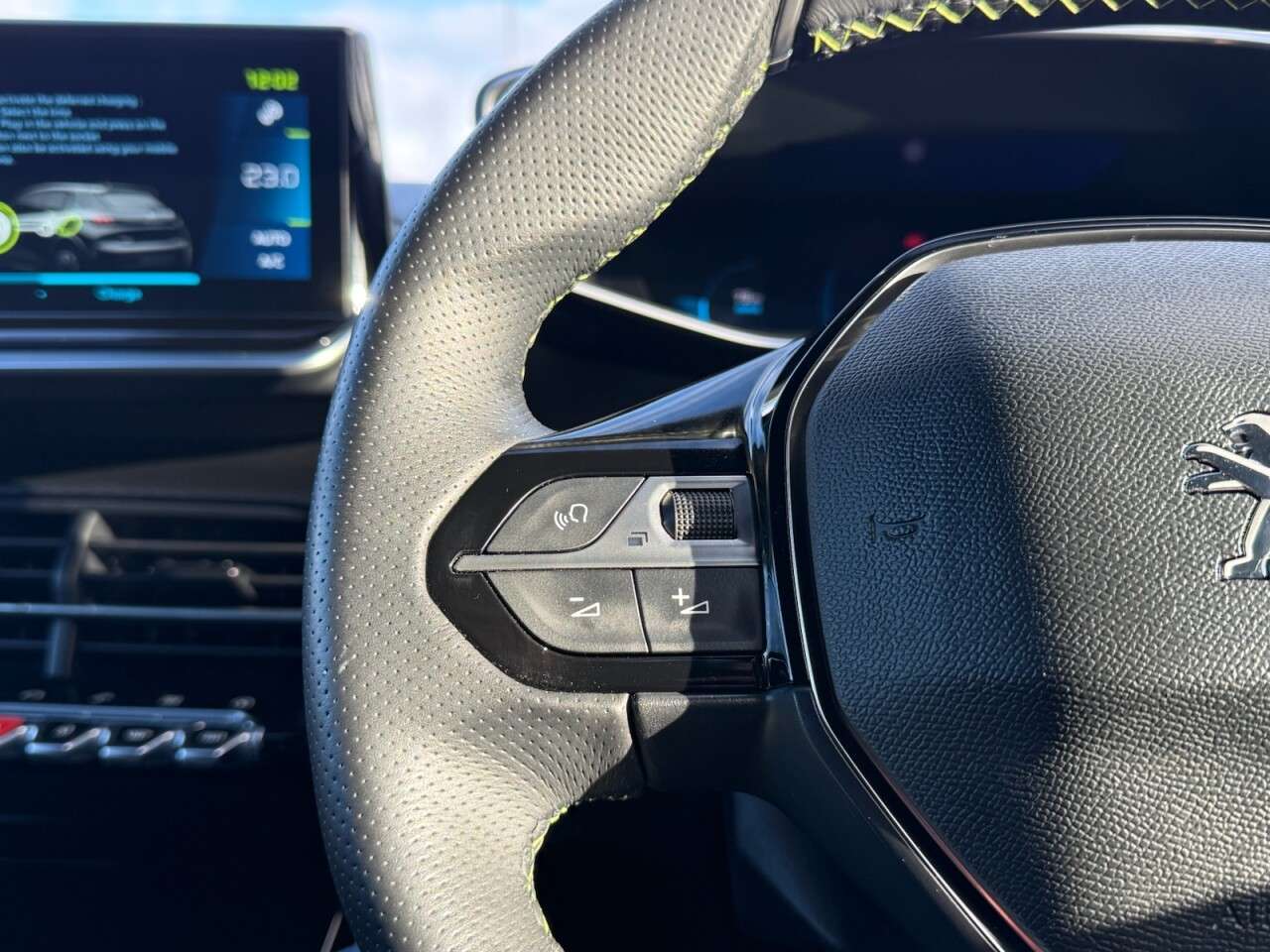 2023 PEUGEOT E-208 2023 PEUGEOT E-208