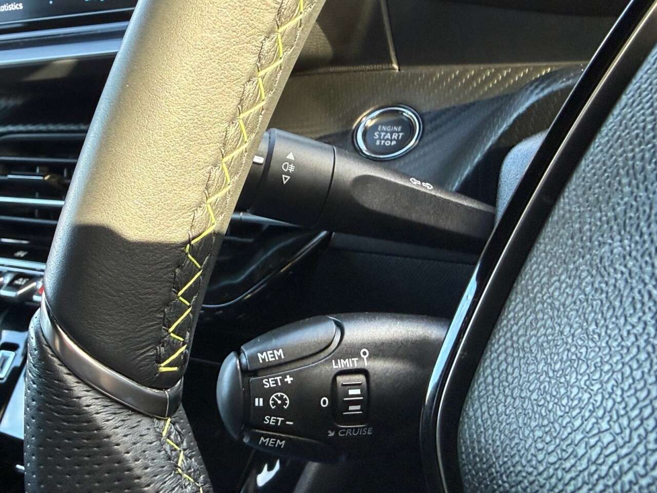 2023 PEUGEOT E-208 2023 PEUGEOT E-208