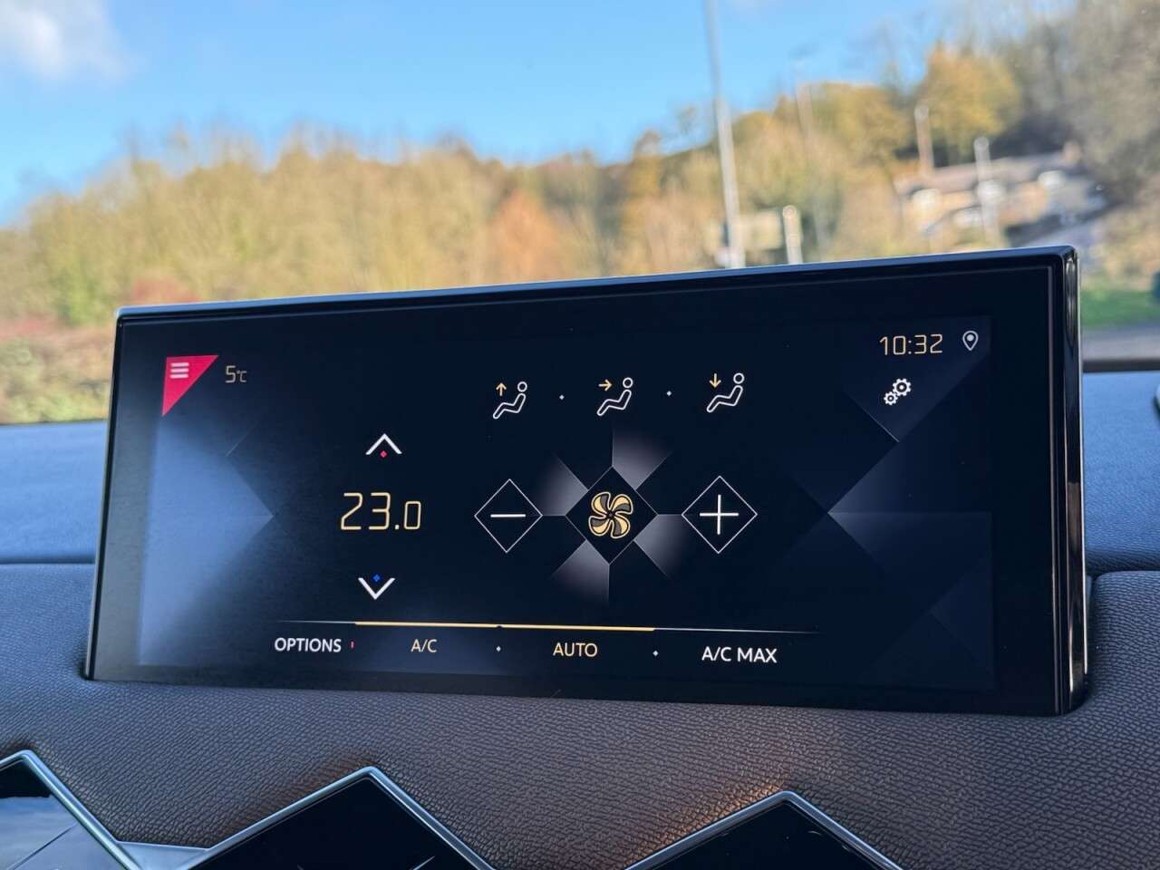 2019 DS AUTOMOBILES DS 3 CROSSBACK 2019 DS AUTOMOBILES DS 3 CROSSBACK