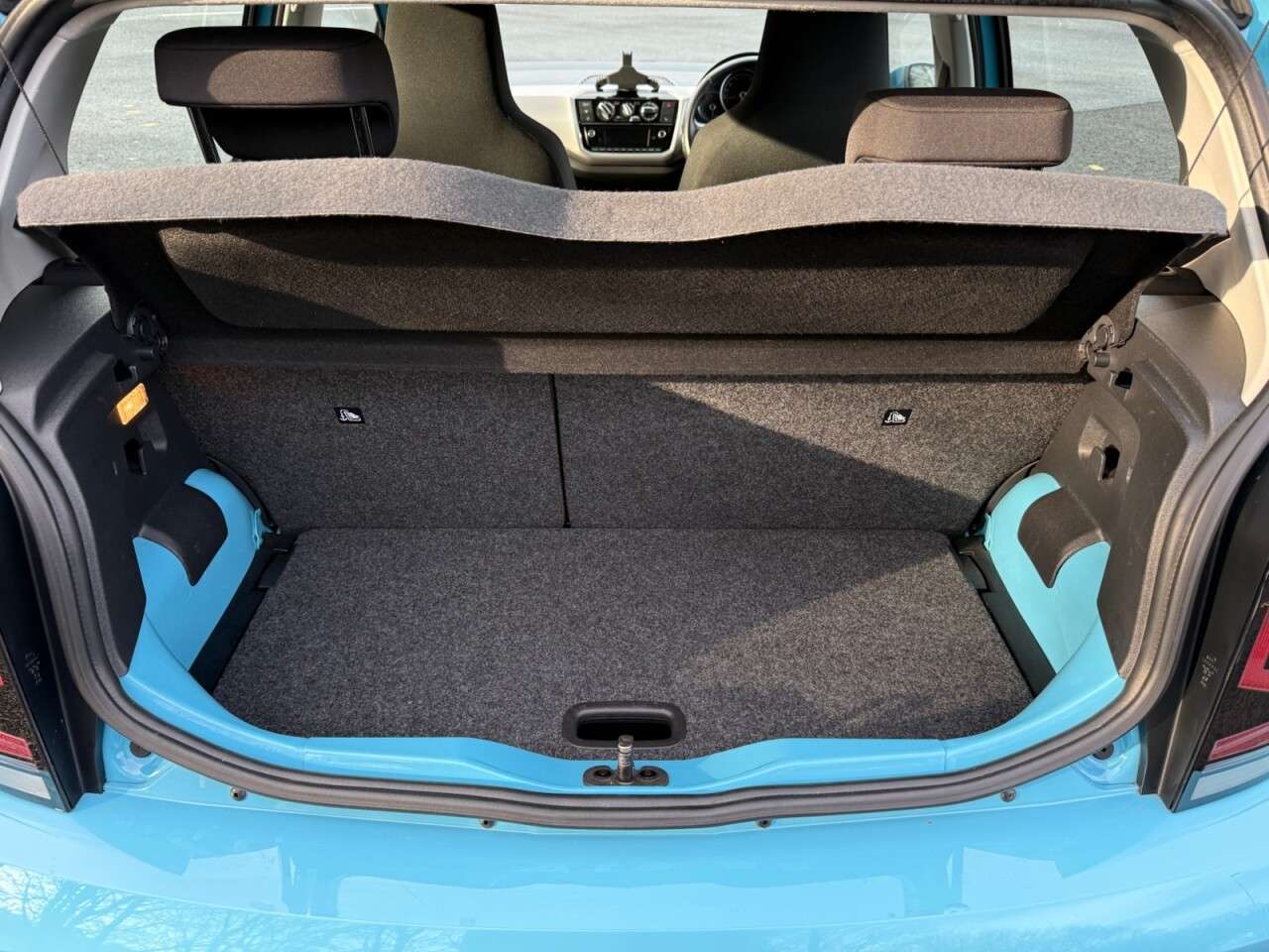 2019 VOLKSWAGEN UP! 2019 VOLKSWAGEN UP!