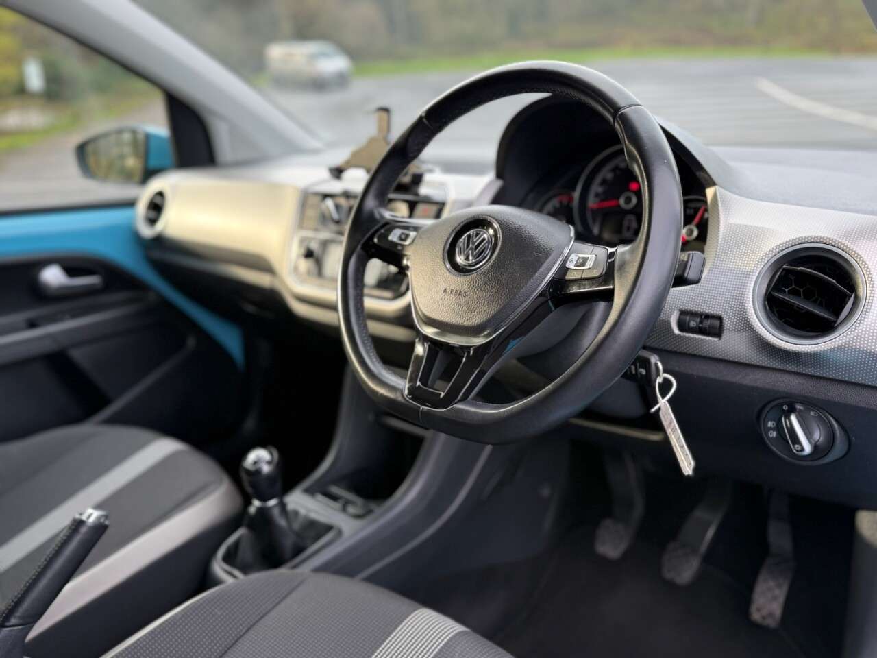 2019 VOLKSWAGEN UP! 2019 VOLKSWAGEN UP!