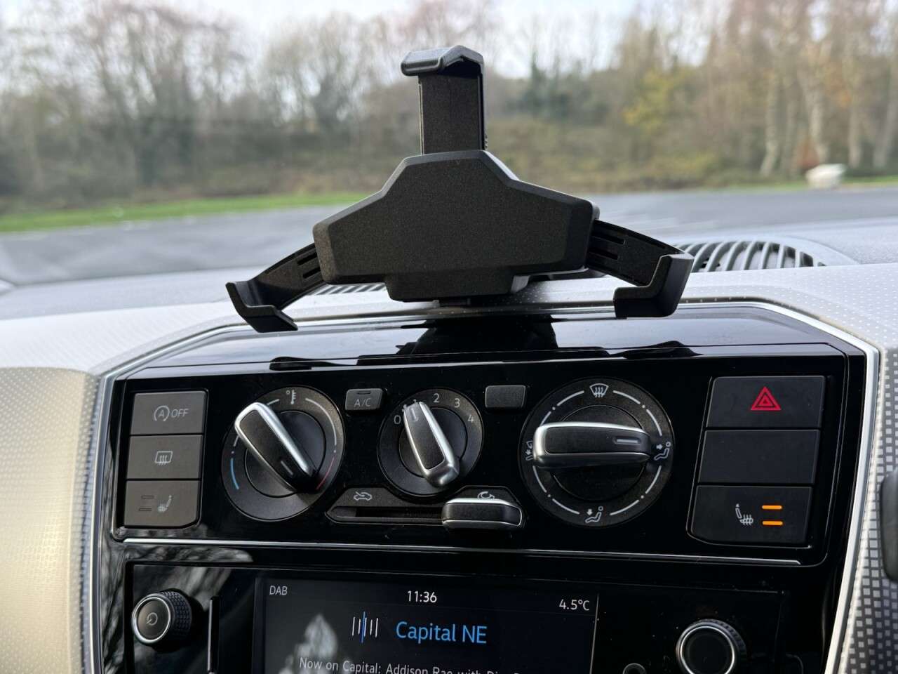 2019 VOLKSWAGEN UP! 2019 VOLKSWAGEN UP!