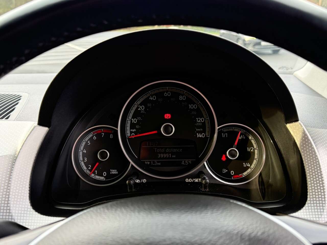 2019 VOLKSWAGEN UP! 2019 VOLKSWAGEN UP!