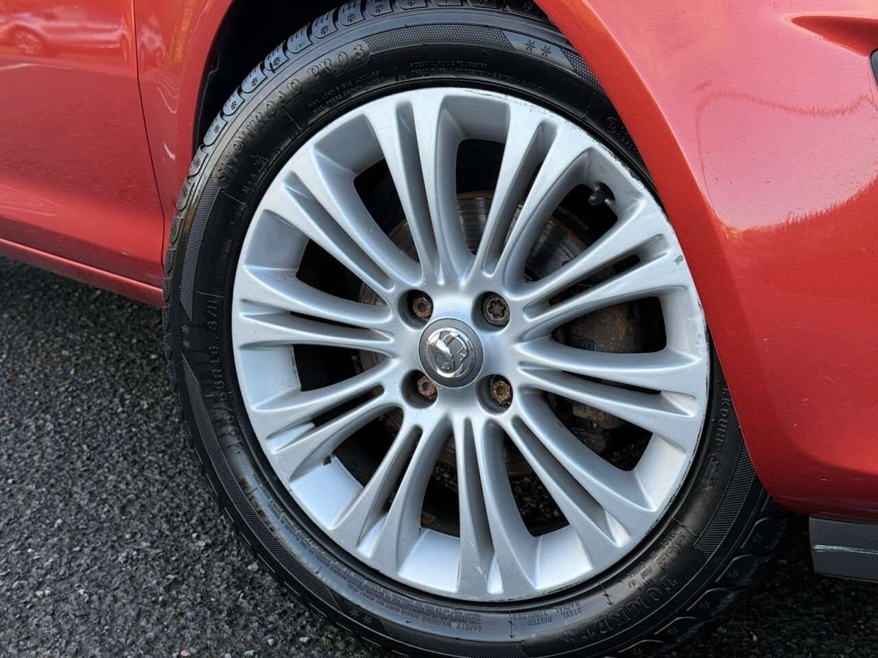 A 2013 VAUXHALL CORSA 1.2 16V SE Hatchback 3dr Petrol Manual Euro 5 (85 ps) A 2013 VAUXHALL CORSA 1.2 16V SE Hatchback 3dr Petrol Manual Euro 5 (85 ps)