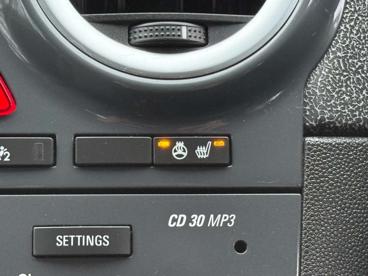 A 2012 VAUXHALL CORSA 1.4 16V SE Hatchback 3dr Petrol Auto Euro 5 (100 ps) SUPERB LOW MILEAGE EXA A 2012 VAUXHALL CORSA 1.4 16V SE Hatchback 3dr Petrol Auto Euro 5 (100 ps) SUPERB LOW MILEAGE EXA