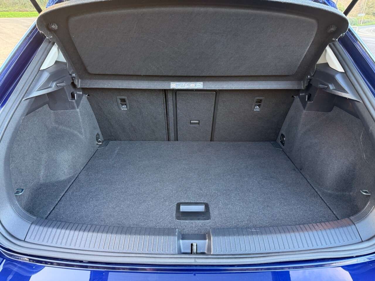 2021 VOLKSWAGEN T-ROC 2021 VOLKSWAGEN T-ROC