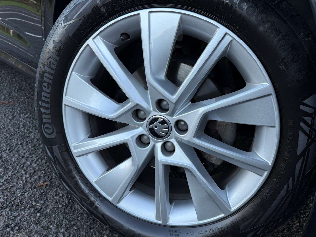 A 2020 SKODA KAMIQ 1.0 TSI SE Drive SUV 5dr Petrol DSG Euro 6 (s/s) (110 ps) A 2020 SKODA KAMIQ 1.0 TSI SE Drive SUV 5dr Petrol DSG Euro 6 (s/s) (110 ps)