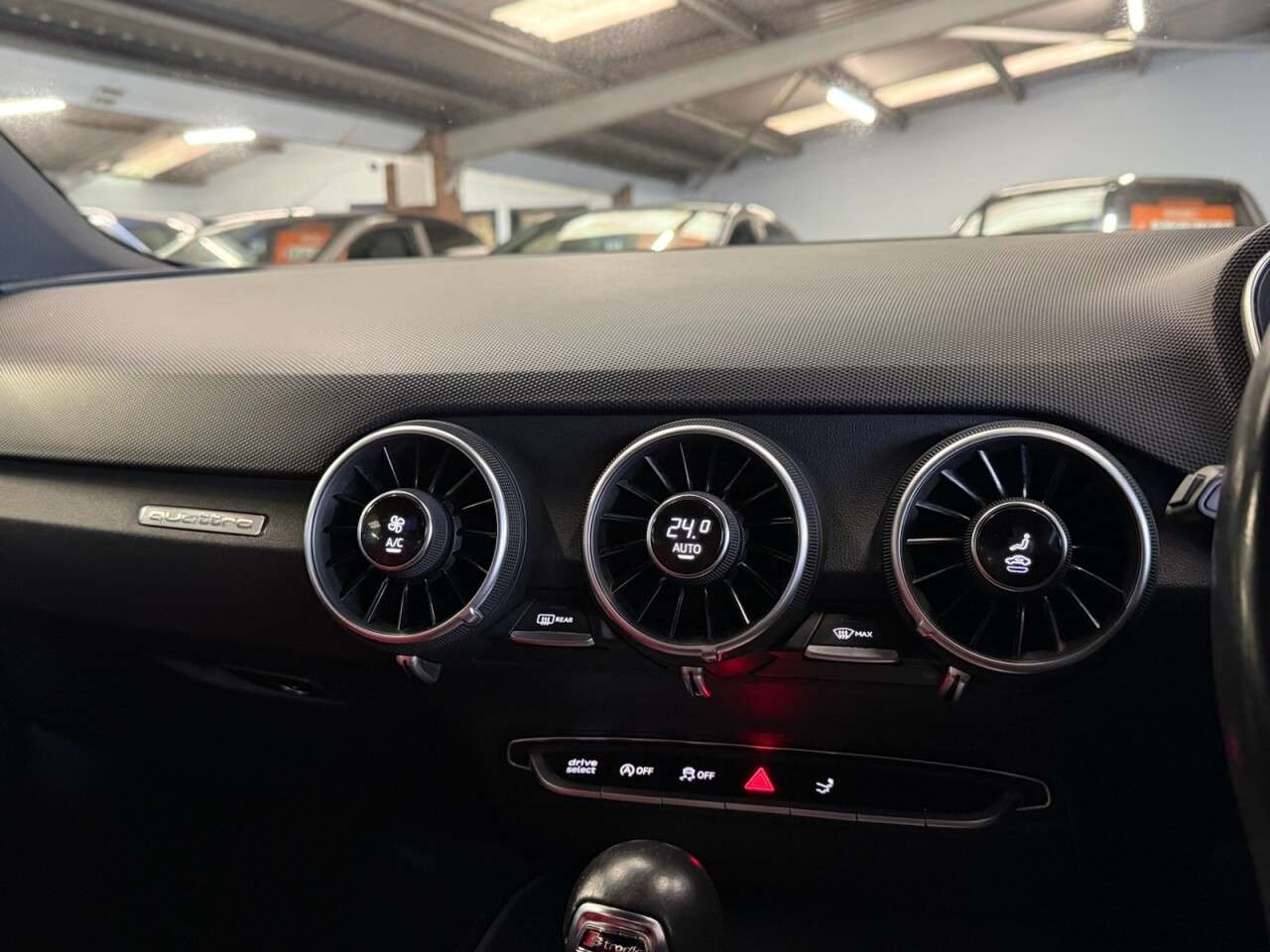 2017 AUDI TTS 2017 AUDI TTS