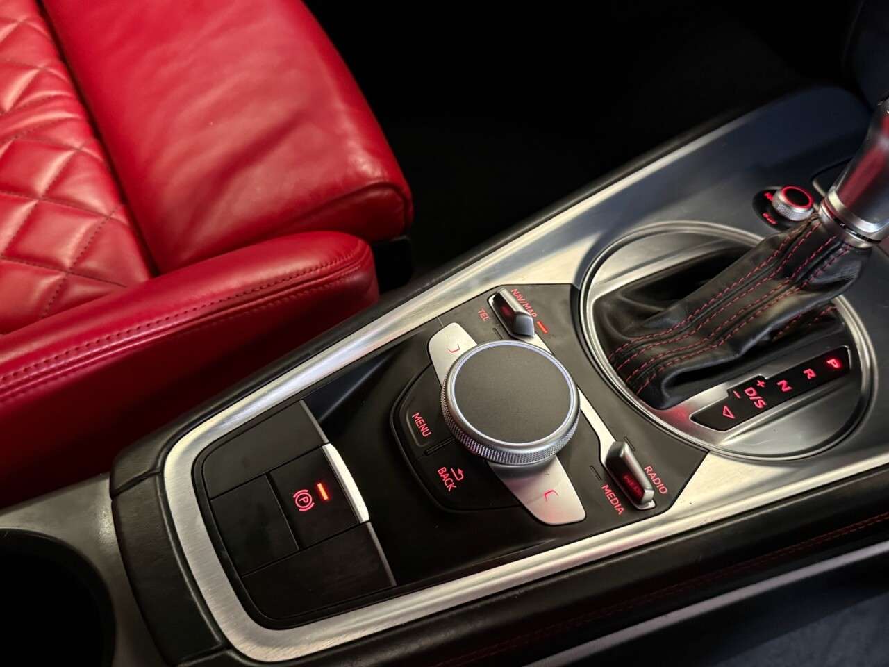 2017 AUDI TTS 2017 AUDI TTS