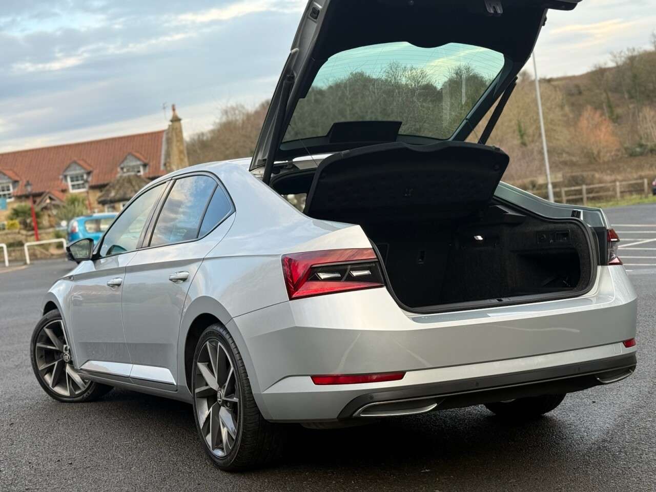 2020 SKODA SUPERB 2020 SKODA SUPERB