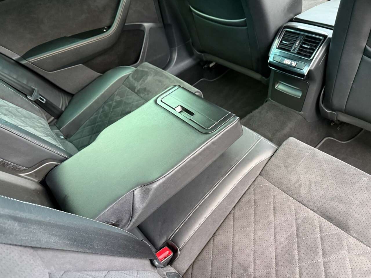 2020 SKODA SUPERB 2020 SKODA SUPERB