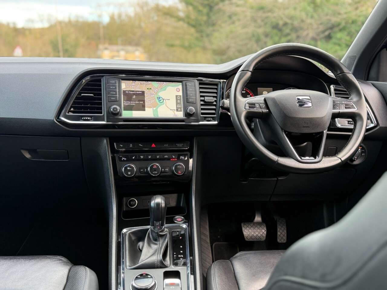 A 2017 SEAT ATECA 1.4 EcoTSI XCELLENCE SUV 5dr Petrol DSG Euro 6 (s/s) (150 ps) TOP VIEW CAM A 2017 SEAT ATECA 1.4 EcoTSI XCELLENCE SUV 5dr Petrol DSG Euro 6 (s/s) (150 ps) TOP VIEW CAM