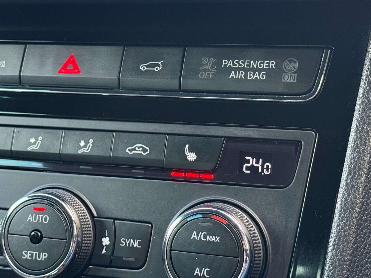 2017 SEAT ATECA 2017 SEAT ATECA