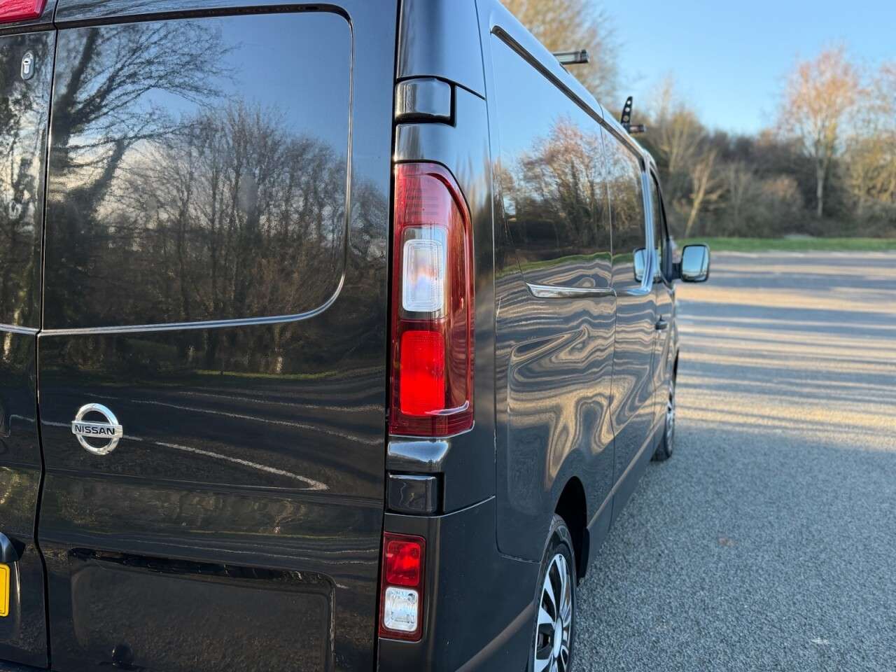 2019 NISSAN NV300 2019 NISSAN NV300