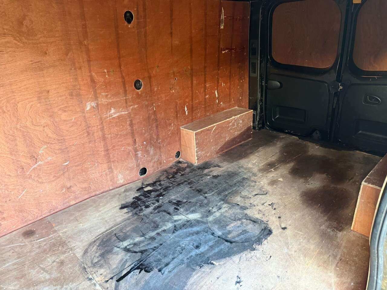 2019 NISSAN NV300 2019 NISSAN NV300