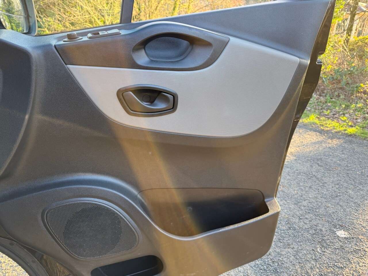 2019 NISSAN NV300 2019 NISSAN NV300