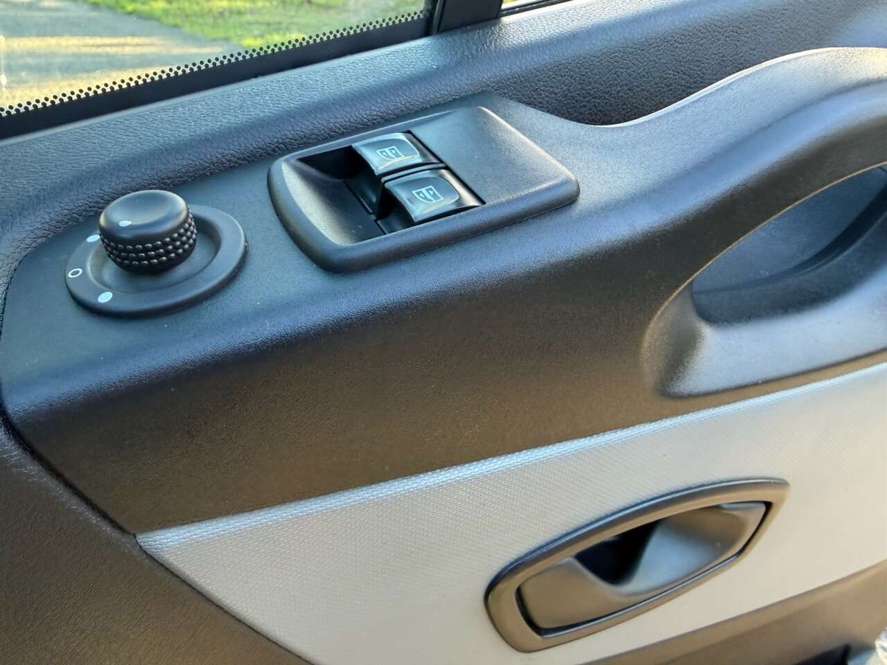 2019 NISSAN NV300 2019 NISSAN NV300