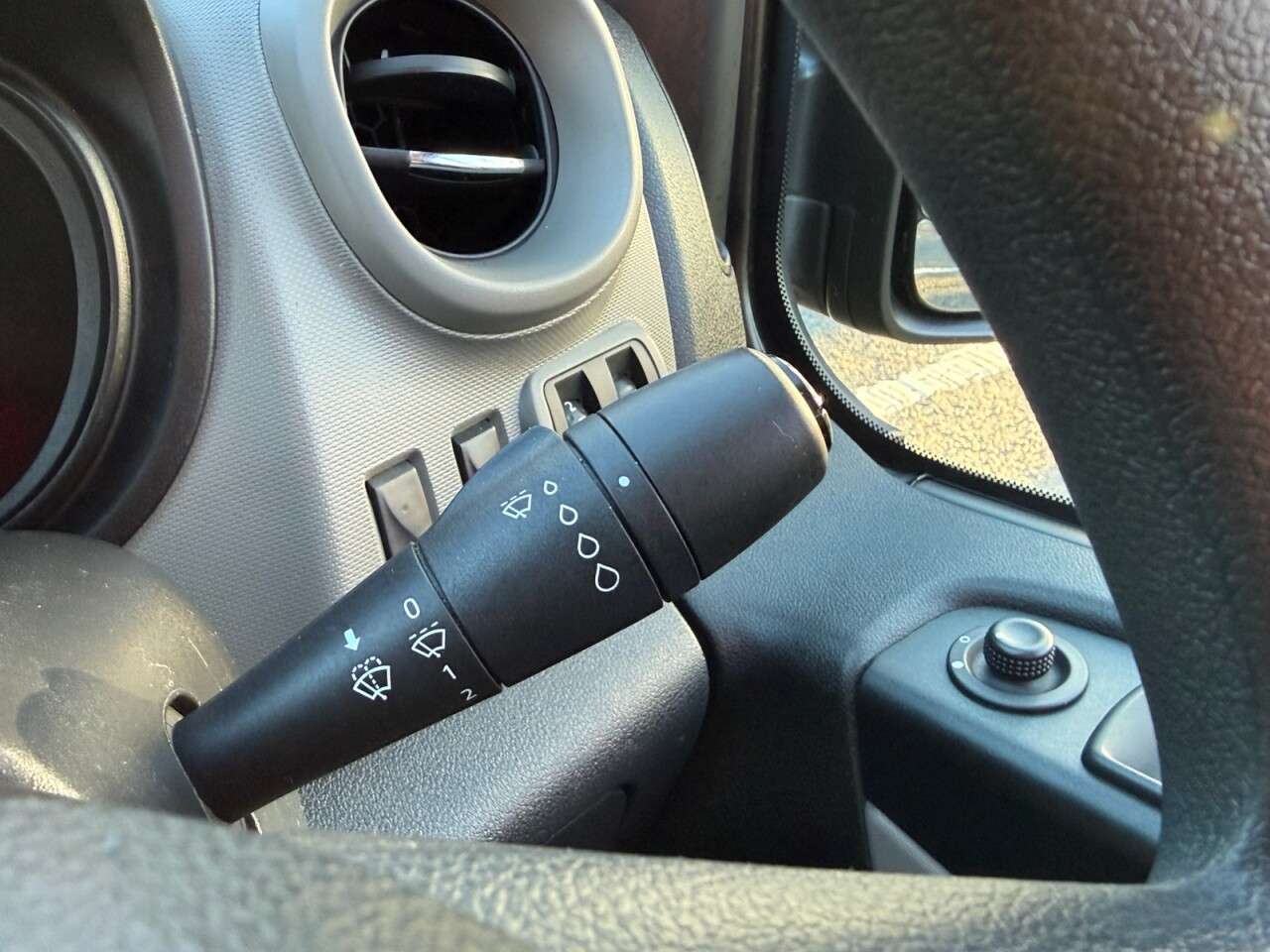 2019 NISSAN NV300 2019 NISSAN NV300