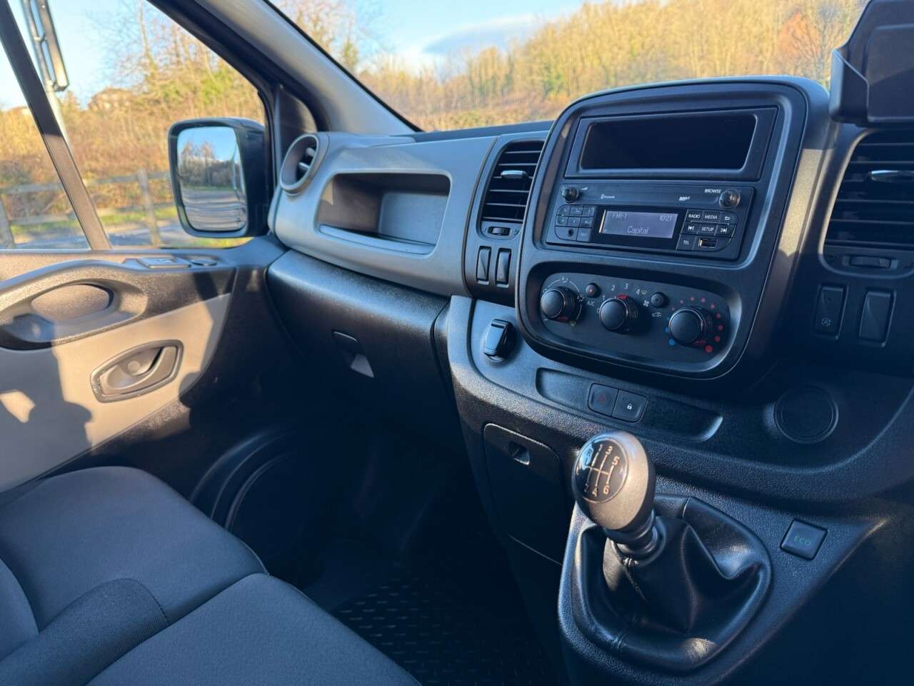 2019 NISSAN NV300 2019 NISSAN NV300