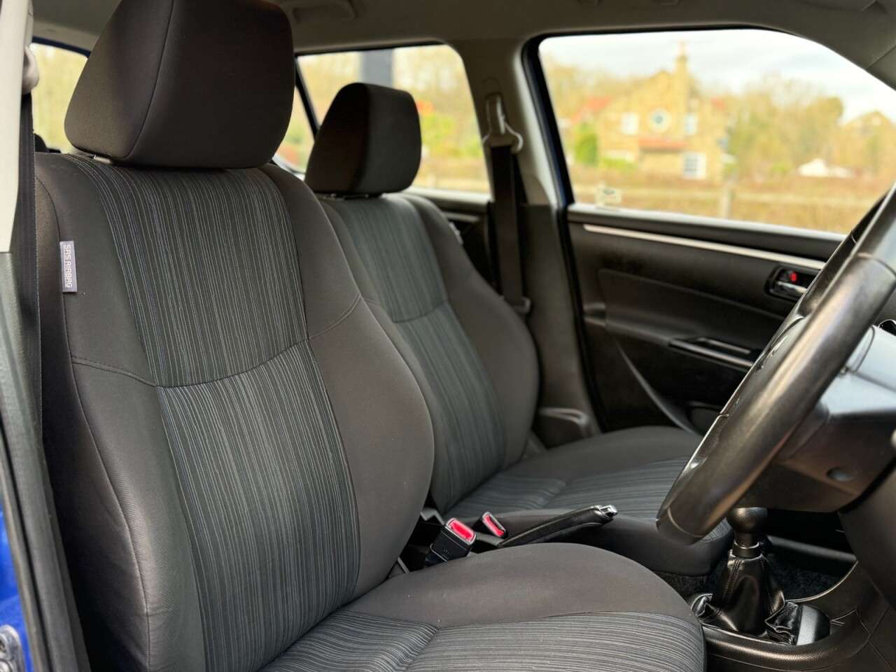 2015 SUZUKI SWIFT 2015 SUZUKI SWIFT