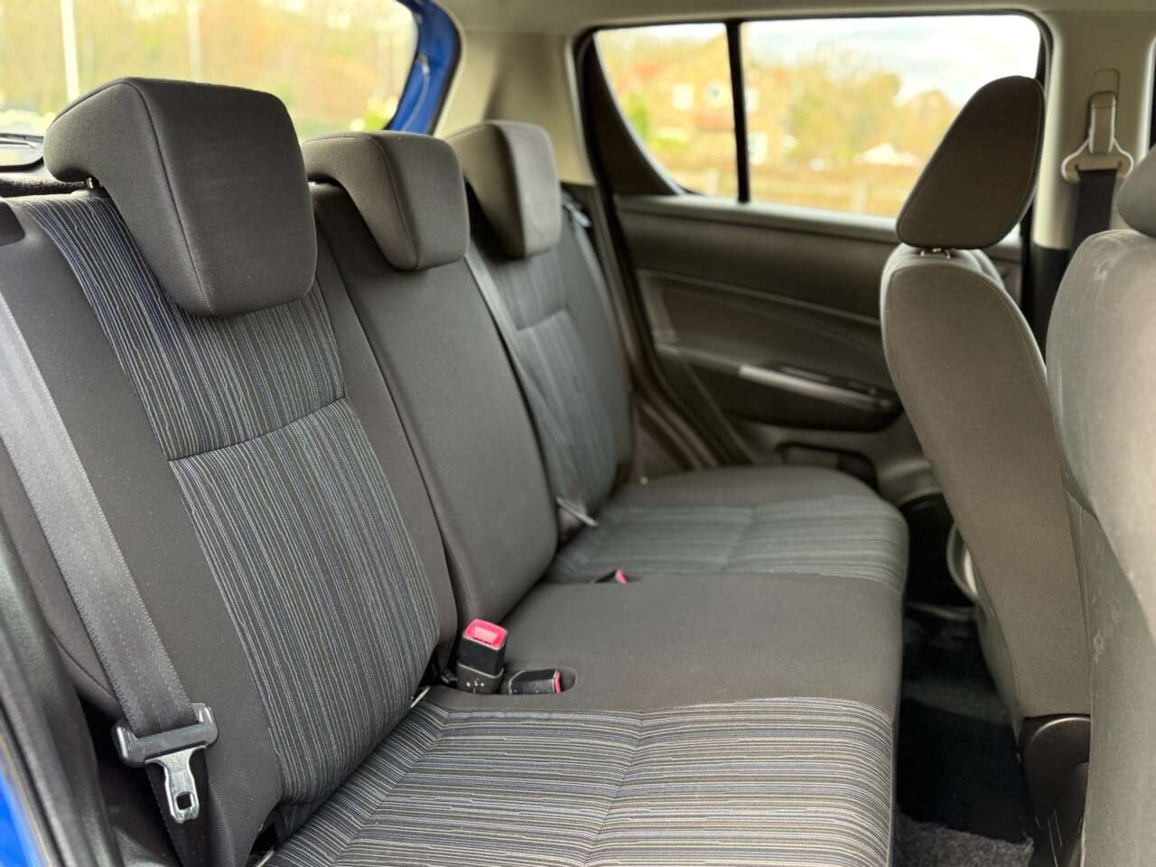 2015 SUZUKI SWIFT 2015 SUZUKI SWIFT