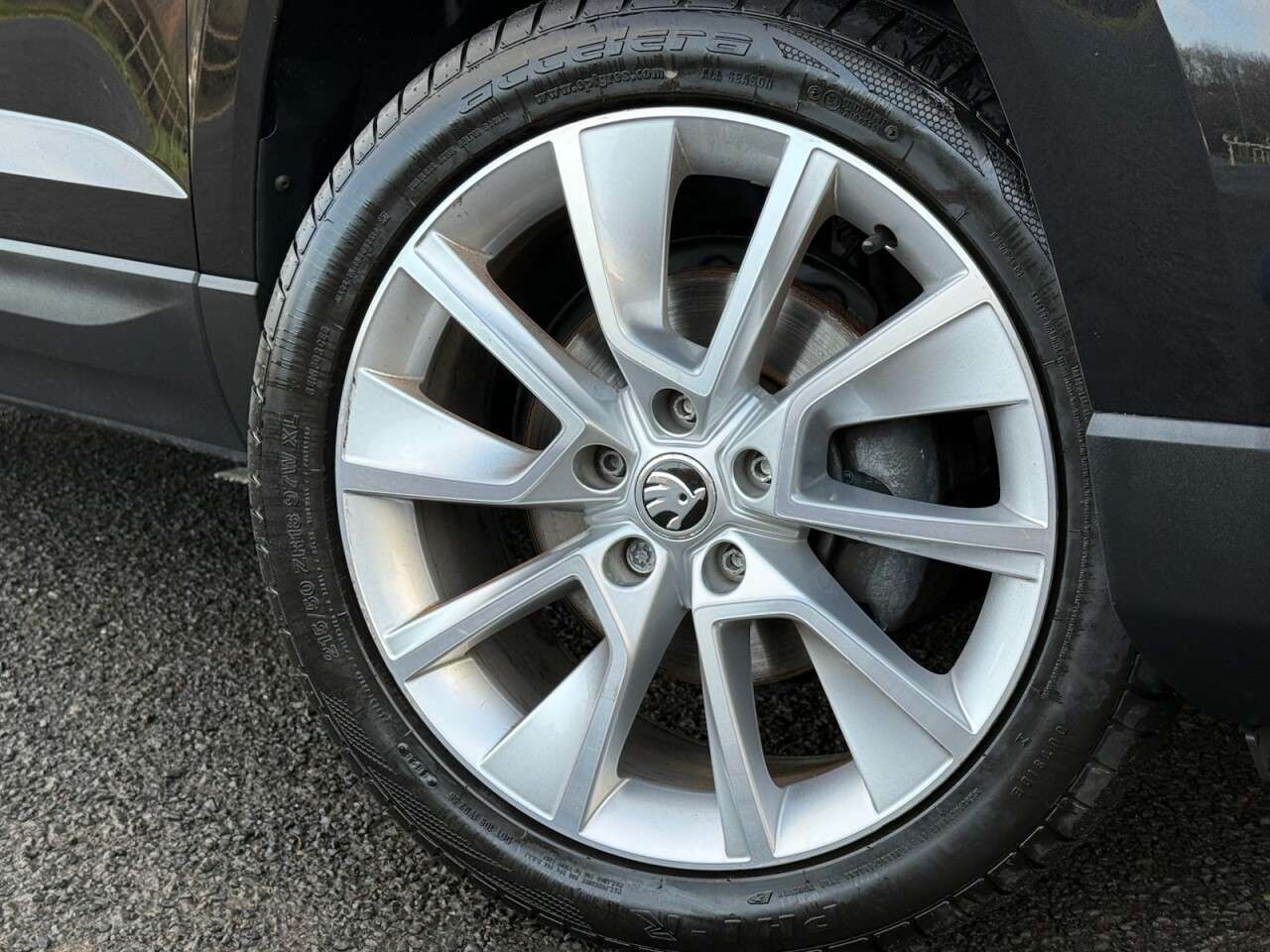 2021 SKODA KAROQ 2021 SKODA KAROQ