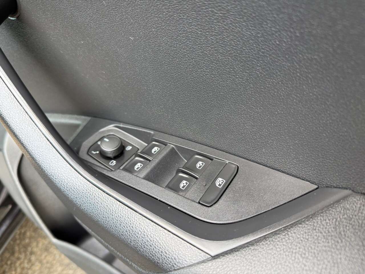 2021 SKODA KAROQ 2021 SKODA KAROQ