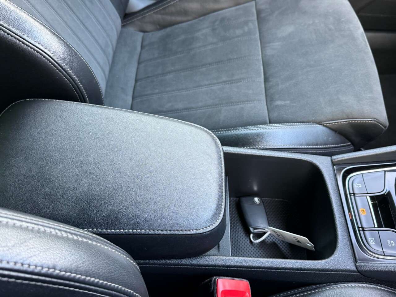 2021 SKODA KAROQ 2021 SKODA KAROQ