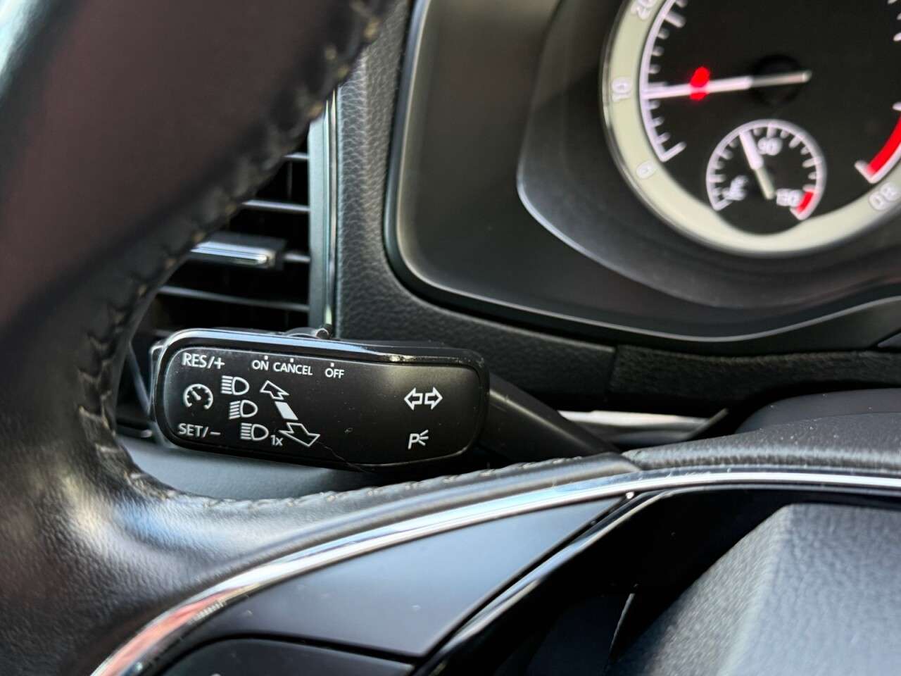 2021 SKODA KAROQ 2021 SKODA KAROQ