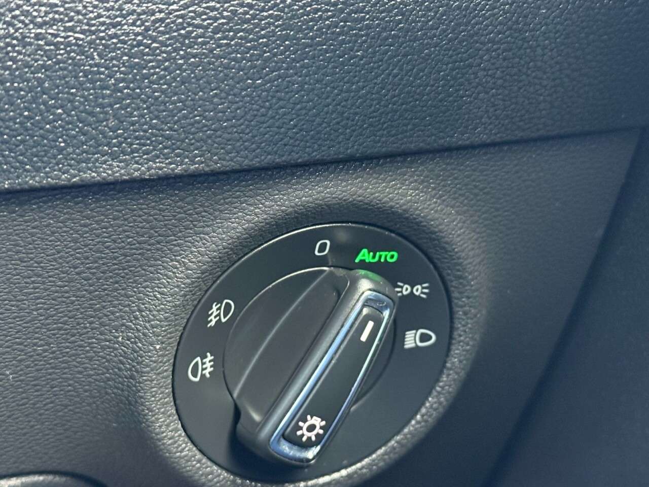 2021 SKODA KAROQ 2021 SKODA KAROQ