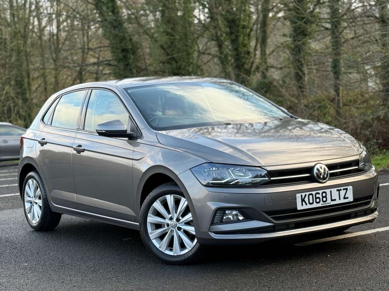 A 2018 VOLKSWAGEN POLO 1.0 TSI GPF SEL Hatchback 5dr Petrol Manual Euro 6 (s/s) (115 ps) APPLE CAR A 2018 VOLKSWAGEN POLO 1.0 TSI GPF SEL Hatchback 5dr Petrol Manual Euro 6 (s/s) (115 ps) APPLE CAR