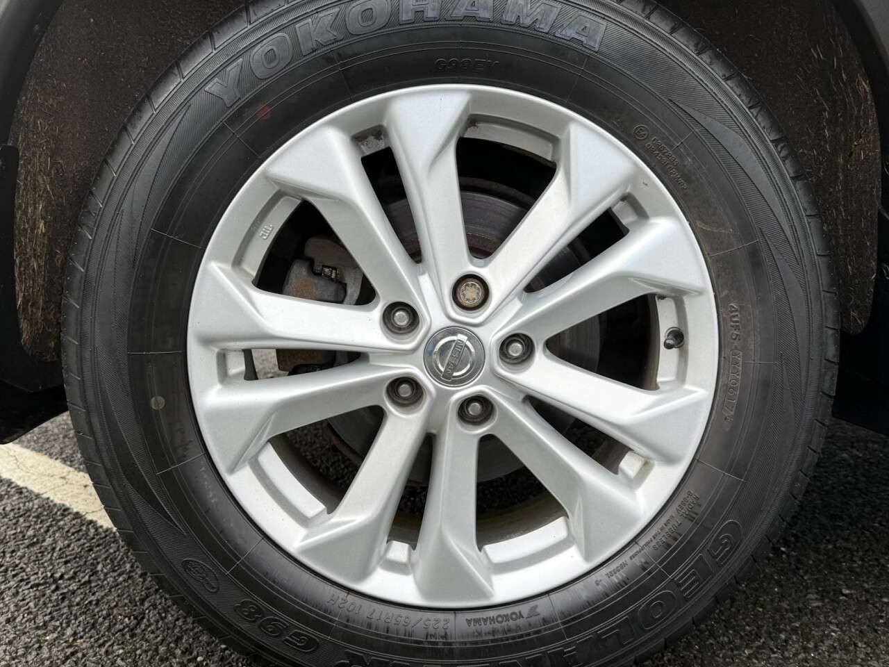 A 2017 NISSAN X-TRAIL 1.6 dCi Acenta SUV 5dr Diesel Manual Euro 6 (s/s) (130 ps) A 2017 NISSAN X-TRAIL 1.6 dCi Acenta SUV 5dr Diesel Manual Euro 6 (s/s) (130 ps)