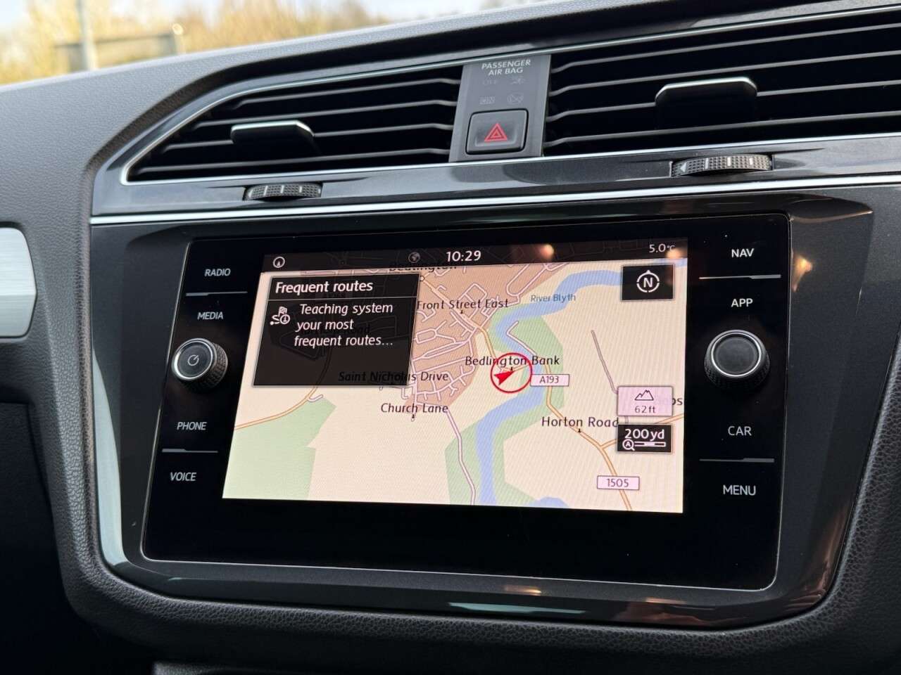 A 2019 VOLKSWAGEN TIGUAN 2.0 TDI Match SUV 5dr Diesel Manual Euro 6 (s/s) (150 ps) A 2019 VOLKSWAGEN TIGUAN 2.0 TDI Match SUV 5dr Diesel Manual Euro 6 (s/s) (150 ps)