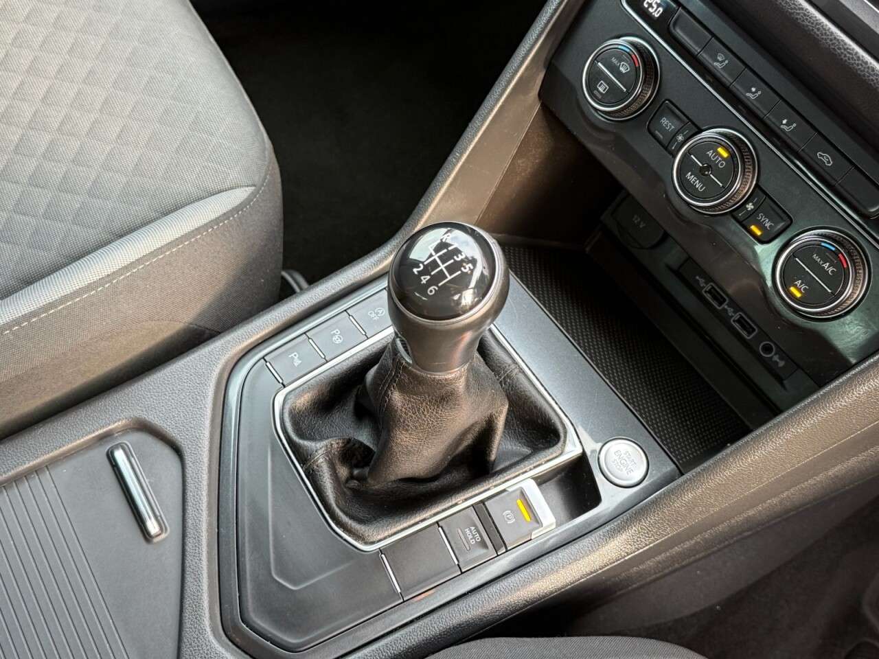 2019 VOLKSWAGEN TIGUAN 2019 VOLKSWAGEN TIGUAN