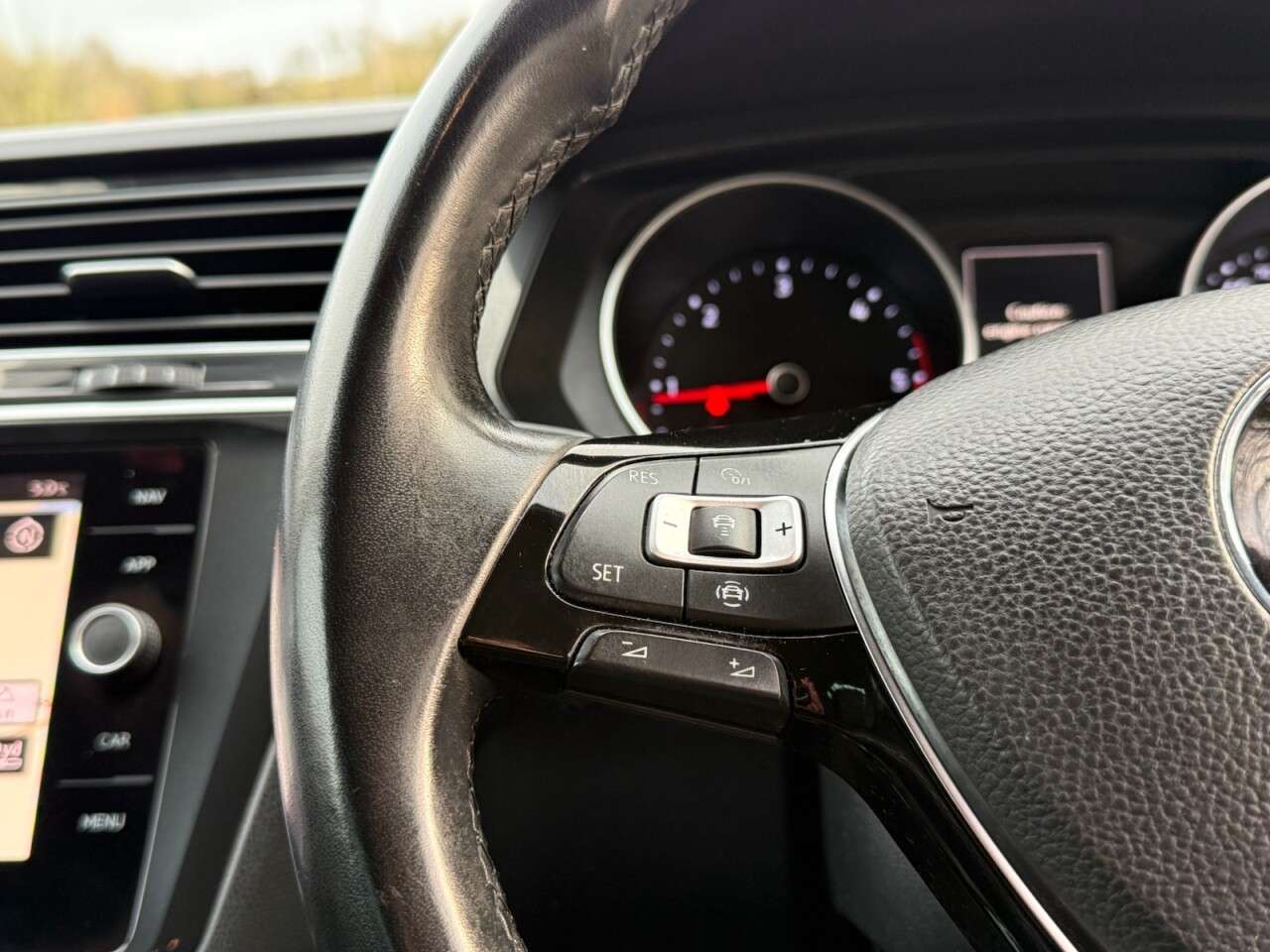 2019 VOLKSWAGEN TIGUAN 2019 VOLKSWAGEN TIGUAN