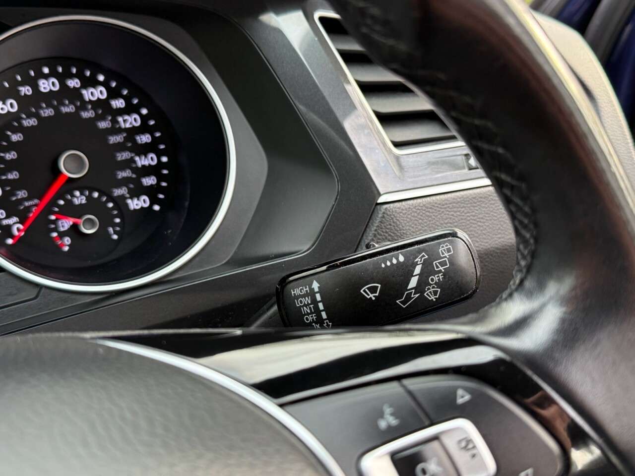 2019 VOLKSWAGEN TIGUAN 2019 VOLKSWAGEN TIGUAN